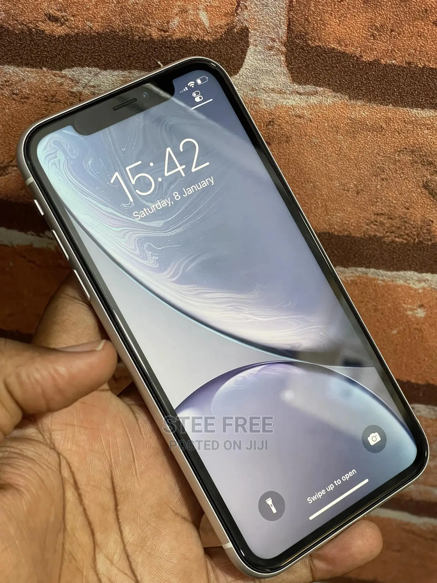 Apple iPhone XR 64 GB White