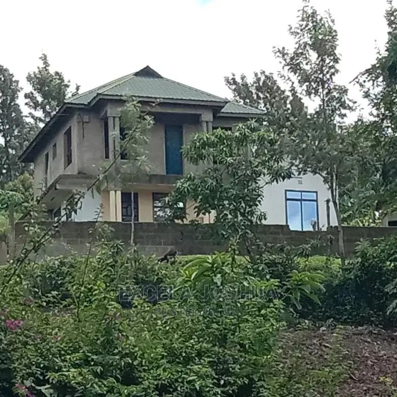 5bdrm House in , Central Business Area for sale