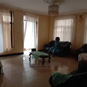 5bdrm House in , Central Business Area for sale