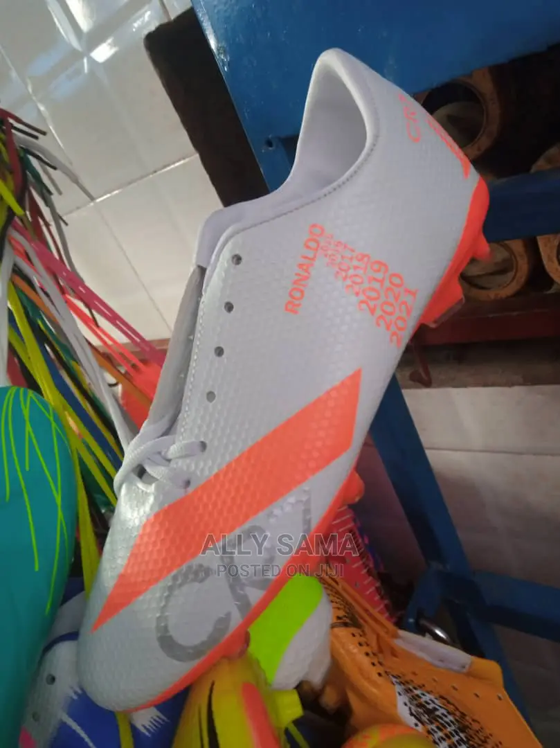 Football Shoes CR7