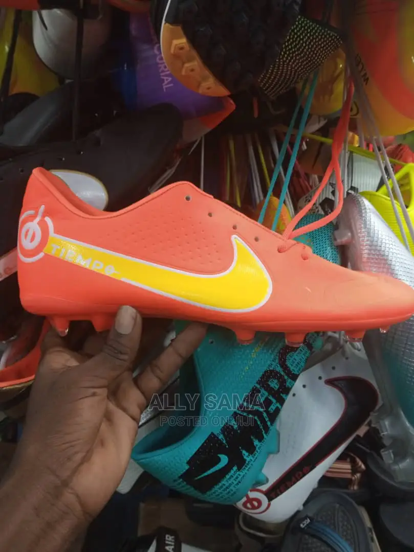 Tiempo Shoes