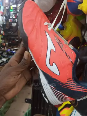 Trainer Football Boots