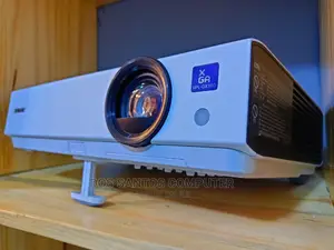 SONY Projector HD 350 Inches