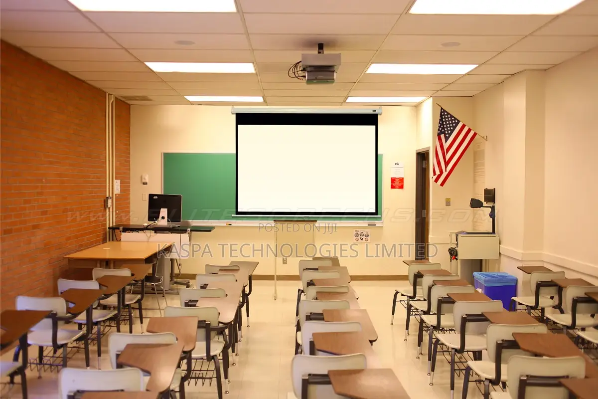 Manual Projector Screen - 150 Inches