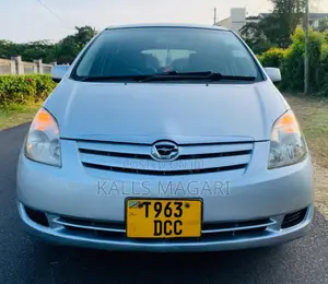 Toyota Corolla Spacio 2003 Silver