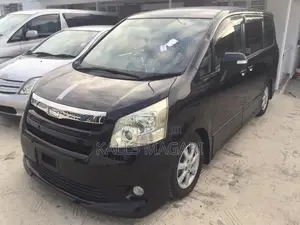 Toyota Noah 2009 Black