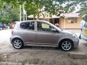 Toyota Vitz 2004 1.5 FWD 3dr Gray