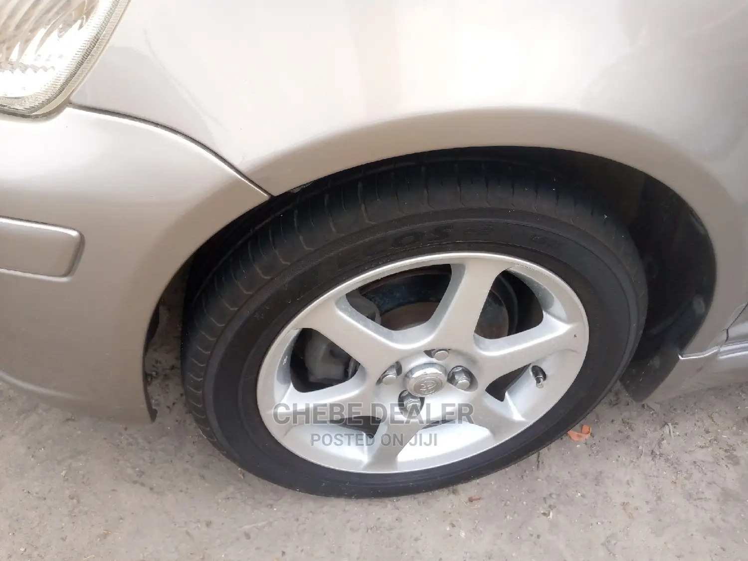 Toyota Vitz 2004 1.5 FWD 3dr Gray