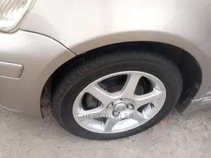 Toyota Vitz 2004 1.5 FWD 3dr Gray