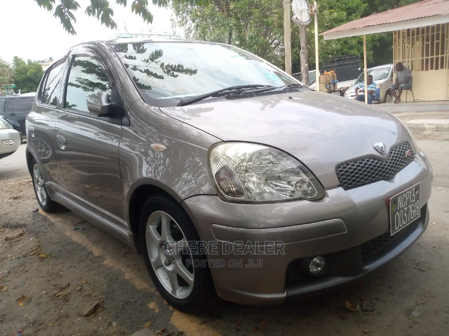 Toyota Vitz 2004 1.5 FWD 3dr Gray