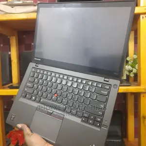 Laptop Lenovo ThinkPad T450 8GB Intel Core I5 HDD 500GB