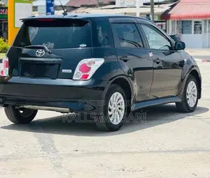 Toyota IST 2006 Black