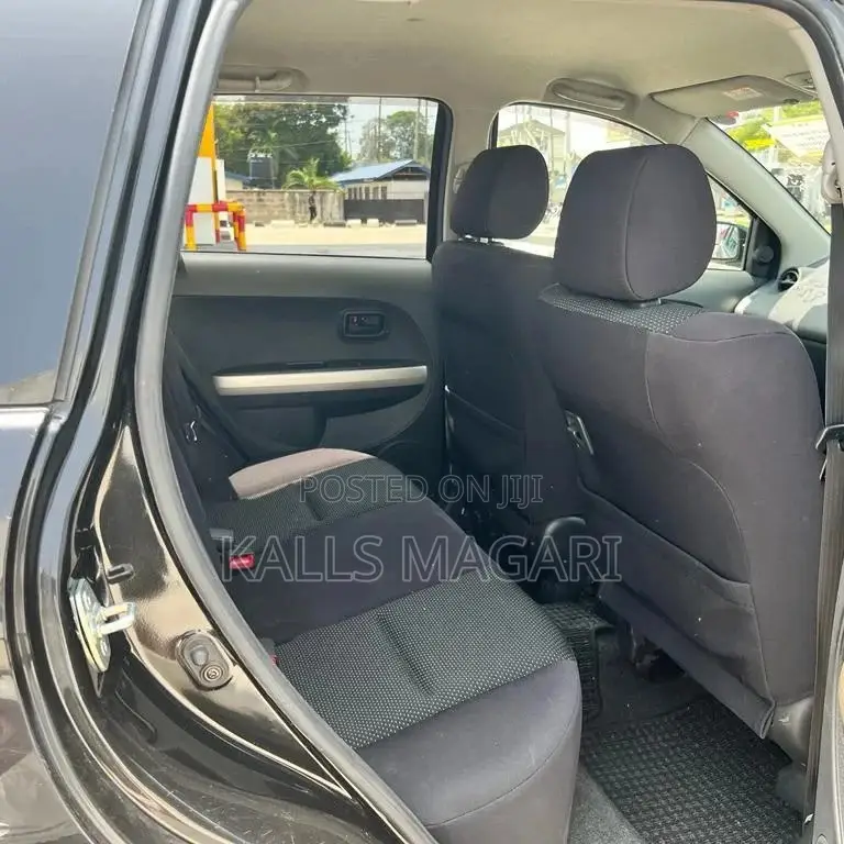 Toyota IST 2006 Black