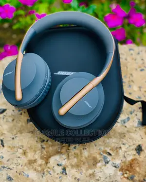 Bose 700 Wireless Headphones