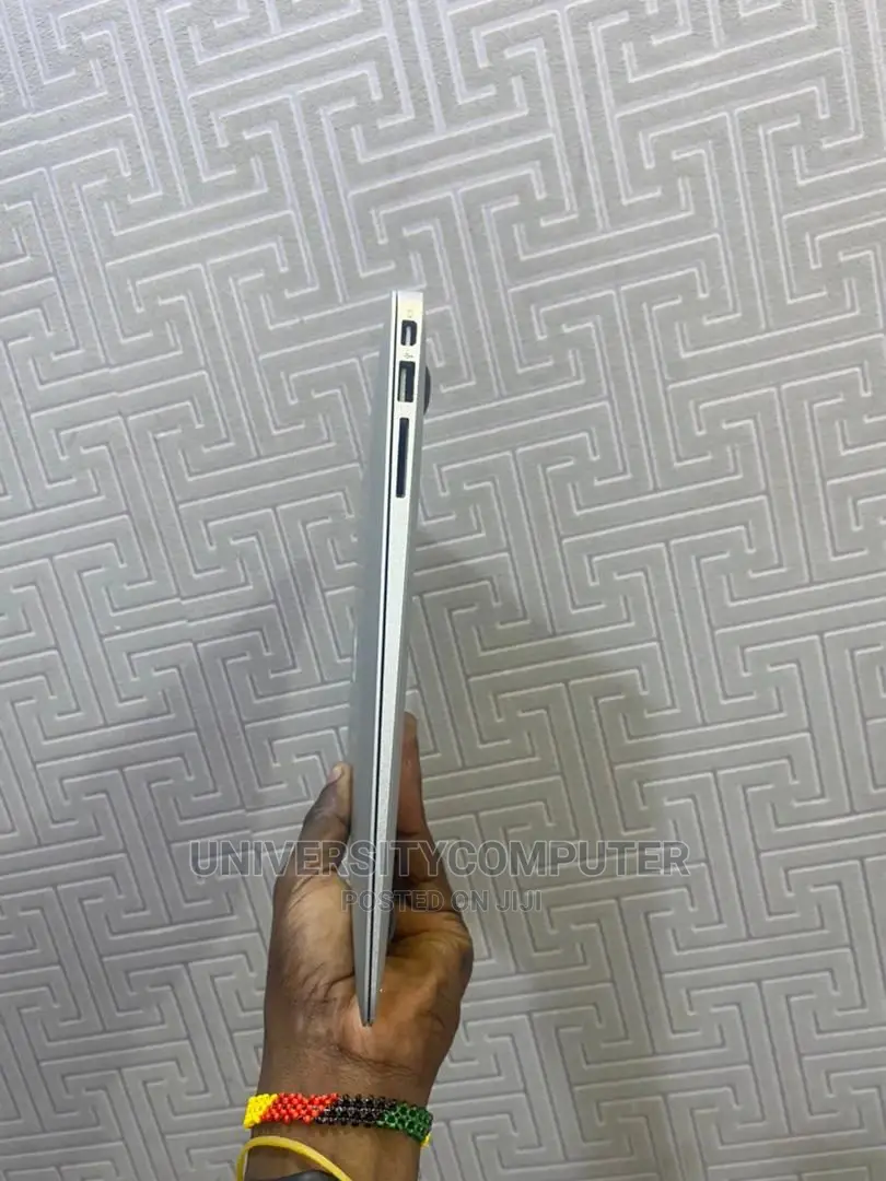 Laptop Apple MacBook Air 2012 4GB Intel Core I5 SSD 256GB