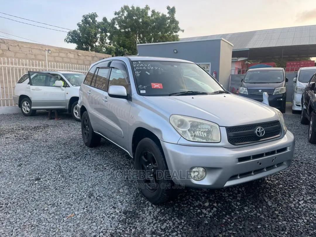 Toyota RAV4 1.8 2005 Silver