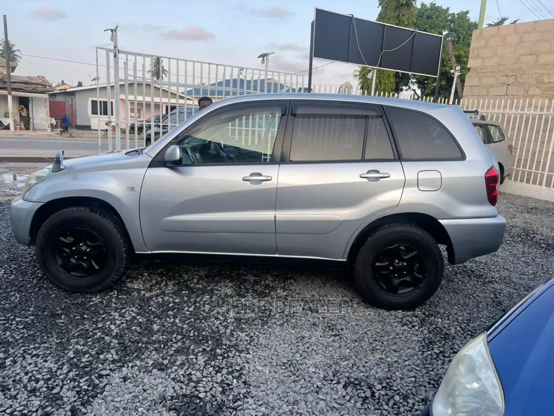 Toyota RAV4 1.8 2005 Silver