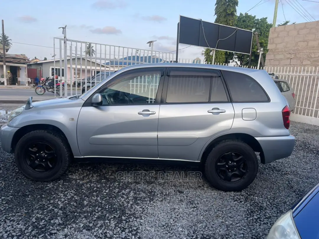 Toyota RAV4 1.8 2005 Silver