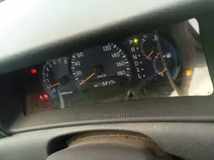 Toyota Corolla RunX 2004 Silver