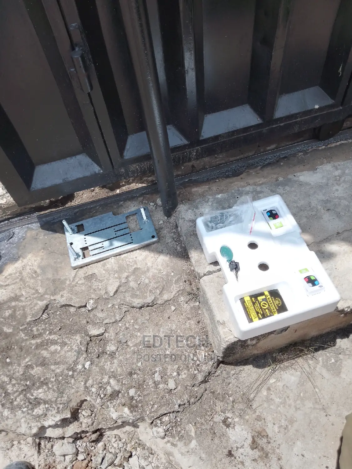 Mashine Ya Kufungulia Gate Kwa Remote Na Simu