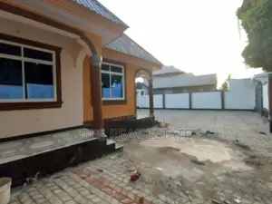 4bdrm House in Mansa Mussa, Chamazi for Sale