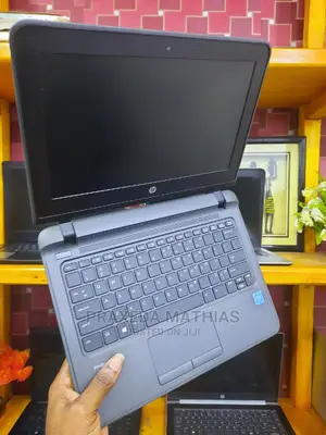 Laptop HP ProBook 11 G2 EE 8GB Intel Core 2 Duo SSD 128GB