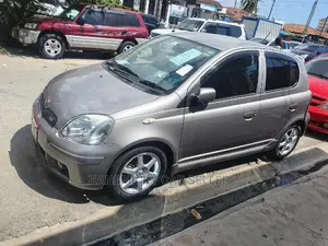 Toyota Vitz 2003 Gray