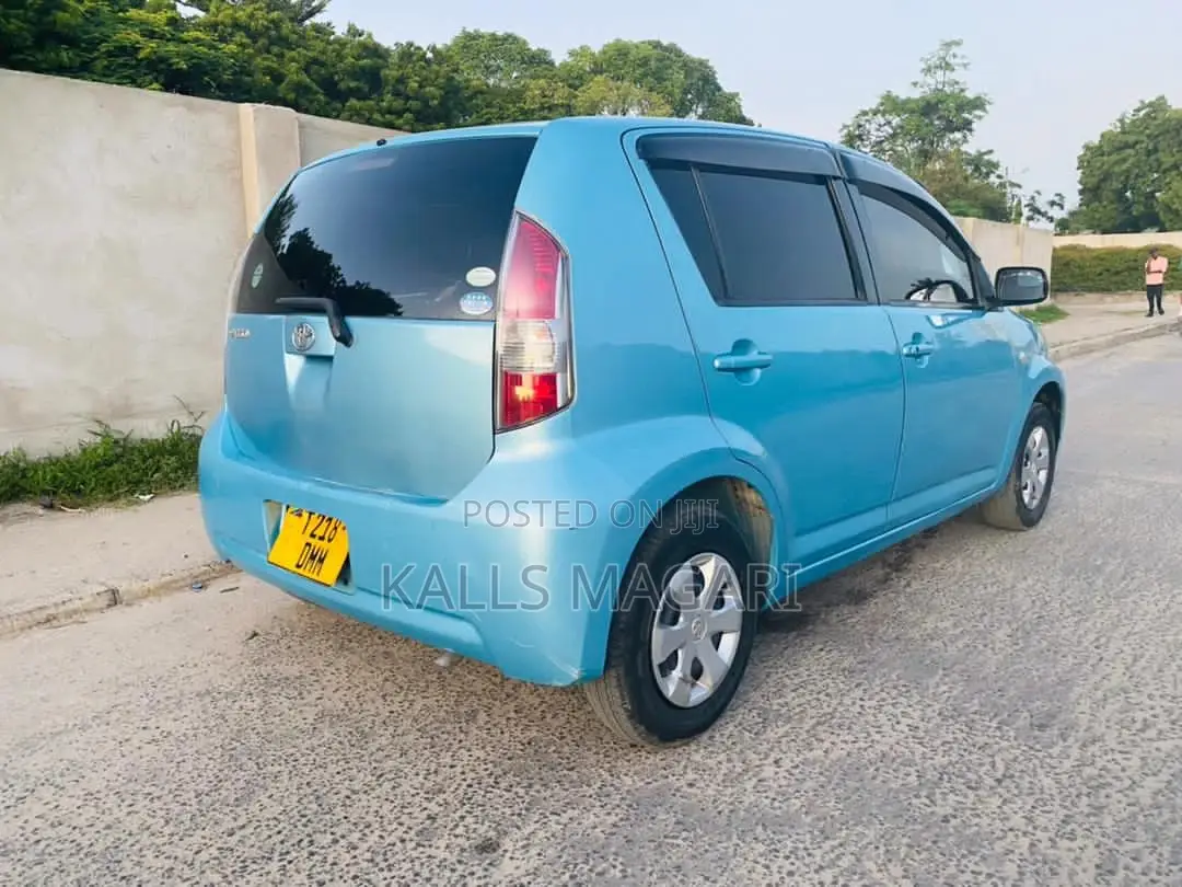Toyota Passo 2005 Blue