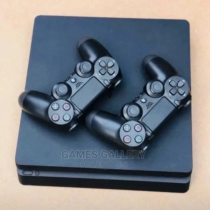 Ps4 Slim + 8 Games