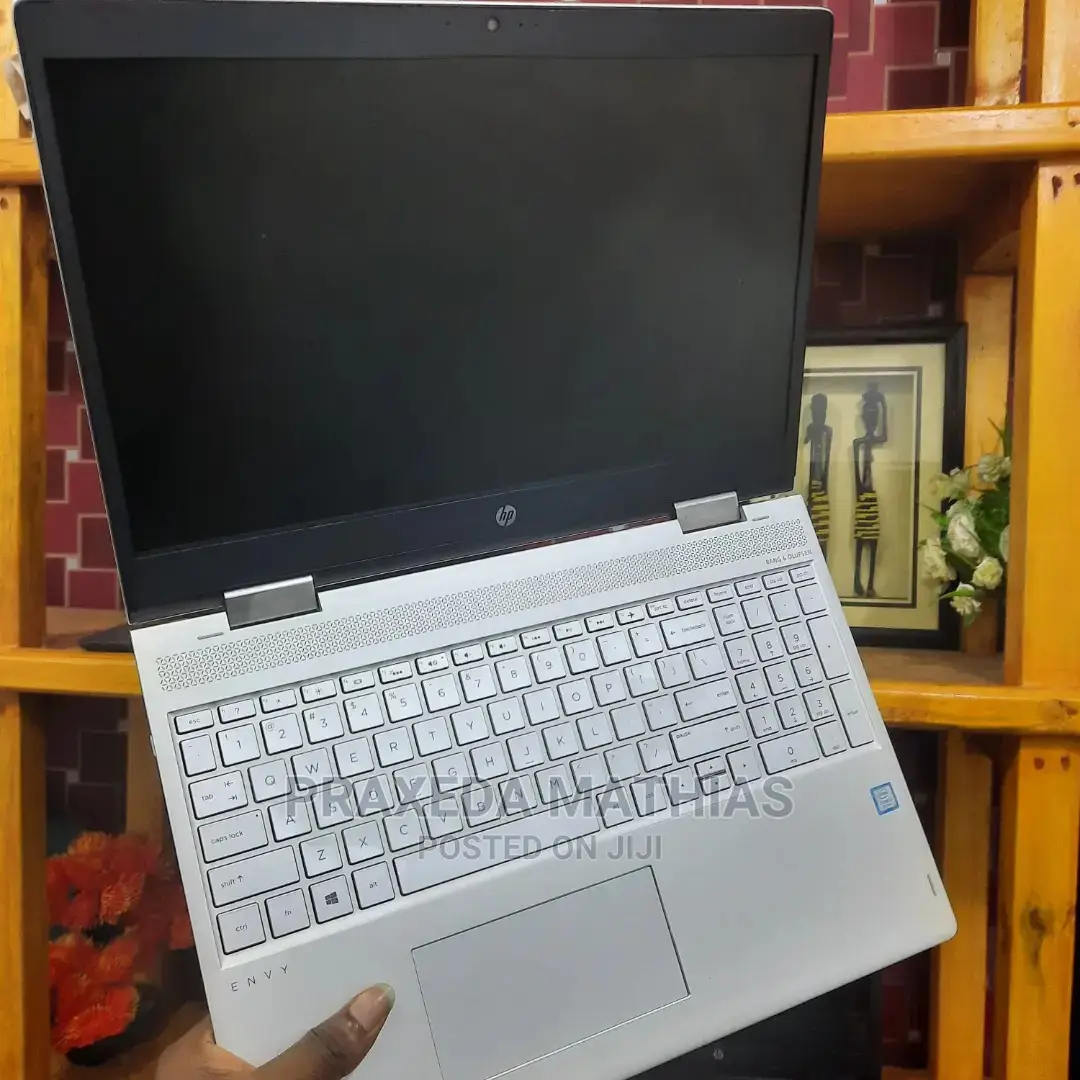 Laptop HP Envy 15t 8GB Intel Core I5 SSD 256GB