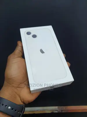 New Apple iPhone 13 128 GB White