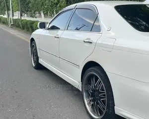 Toyota Crown 2008 White