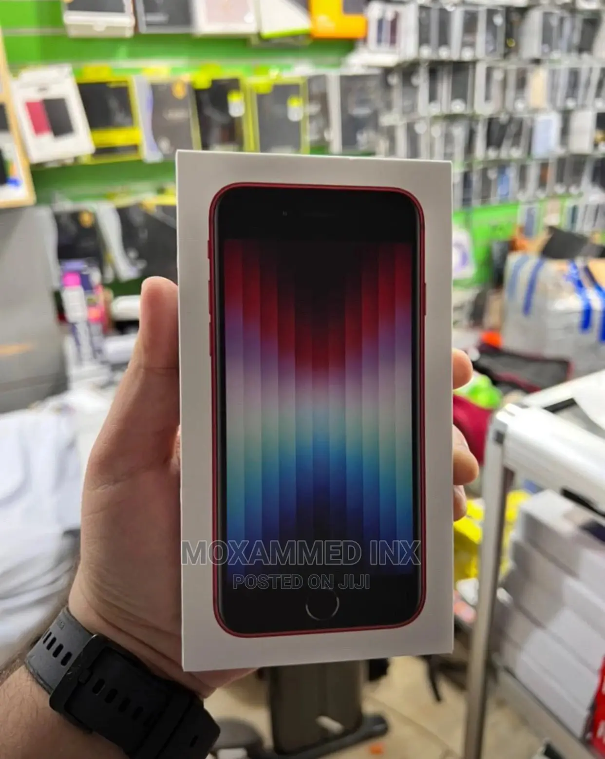 New Apple iPhone SE 128 GB Black