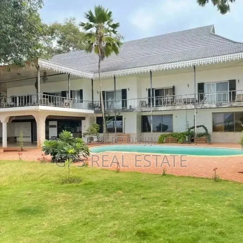 7bdrm Mansion in Mansa Mussa, Kinondoni for Sale