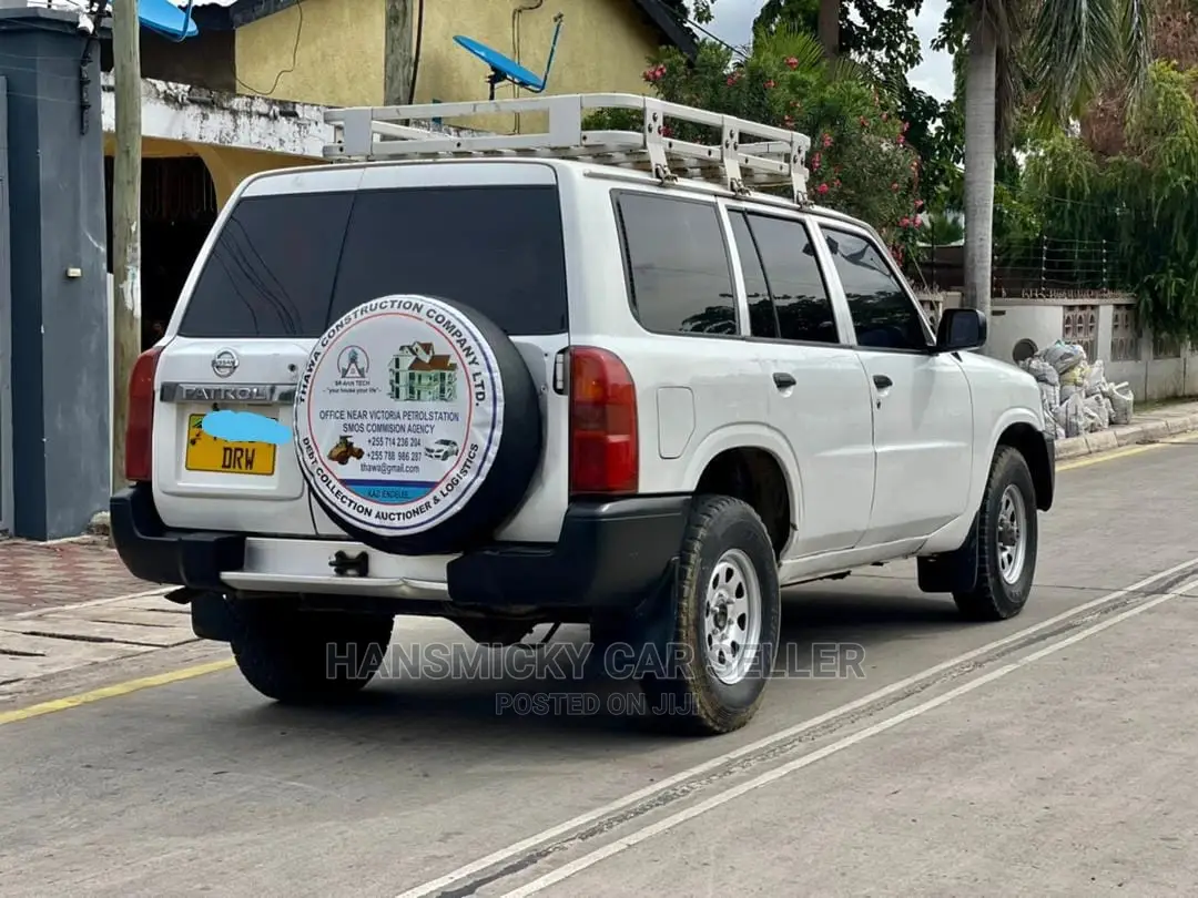 Nissan Patrol 2008 White