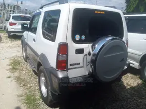 Suzuki Jimny Cabriolet Automatic 2005 White