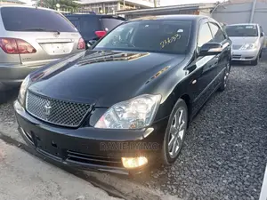 Toyota Crown 2006 Black