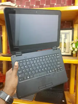 Laptop Lenovo Yoga 11e 4GB Intel SSD 128GB