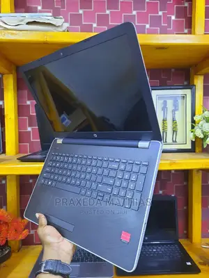 Laptop HP 250 G6 8GB AMD A10 HDD 500GB