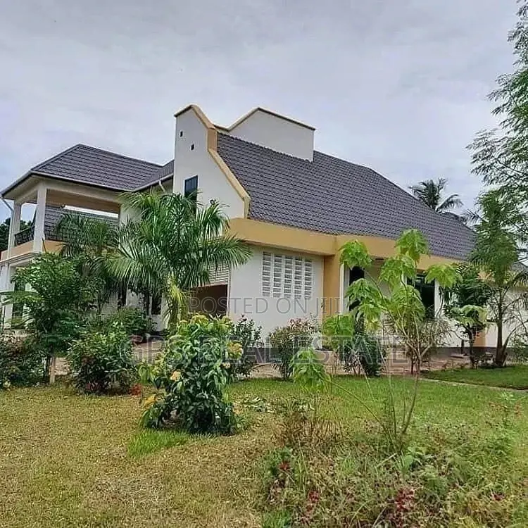 Flat House For Sale