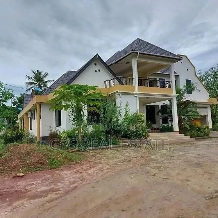 Flat House For Sale