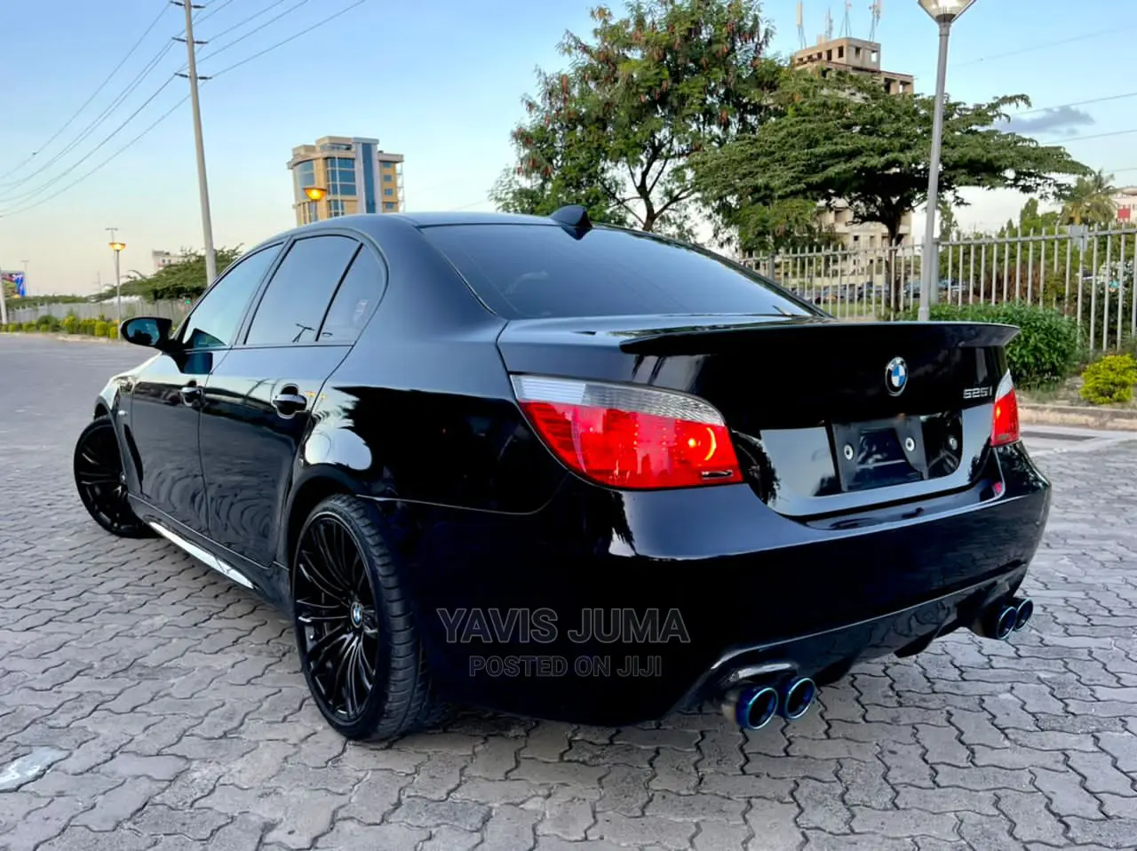 BMW 520i 2005 Black