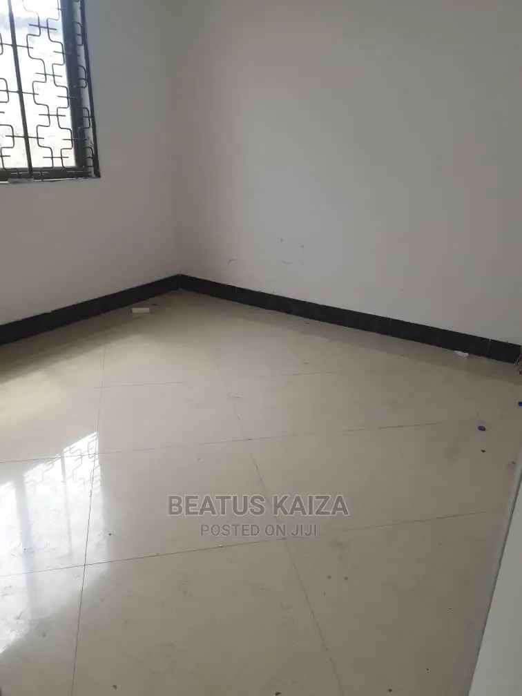 1bdrm Apartment in Kinondoni Mkwajuni for Rent