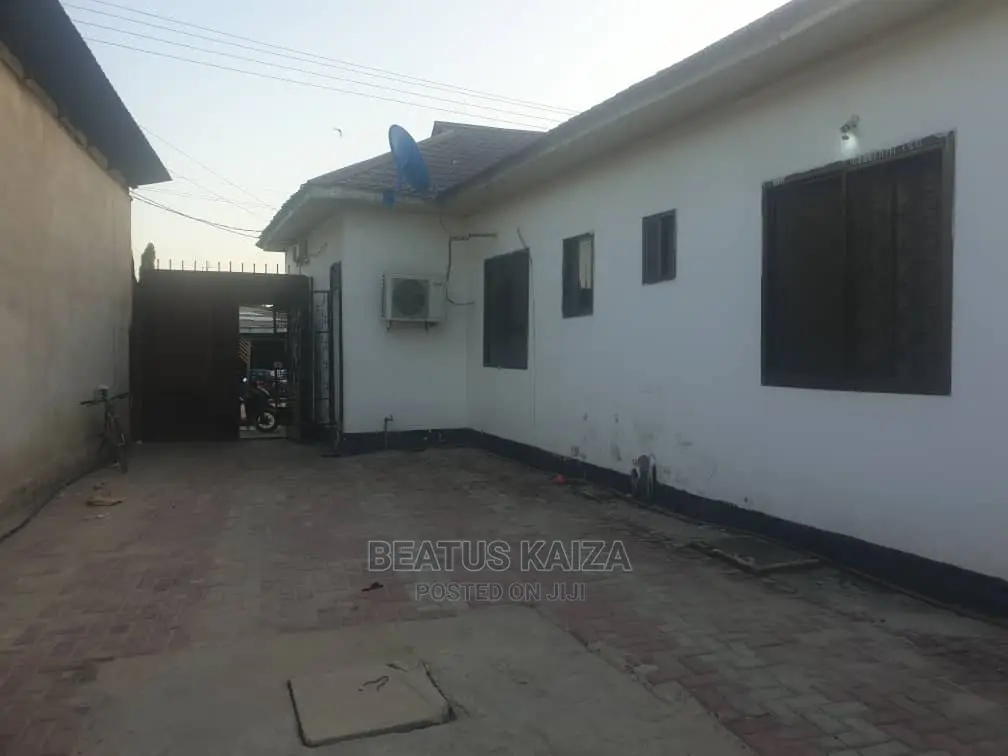 1bdrm Apartment in Kinondoni Mkwajuni for Rent