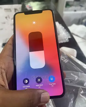 Apple iPhone 11 64 GB Black