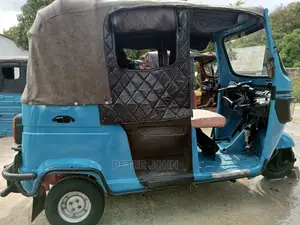 TVS Apache 160 4V 2020 Brown