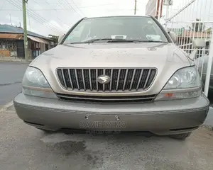 Toyota Harrier 1998 Beige