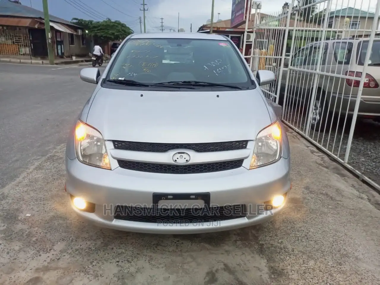 Toyota IST 2005 Silver