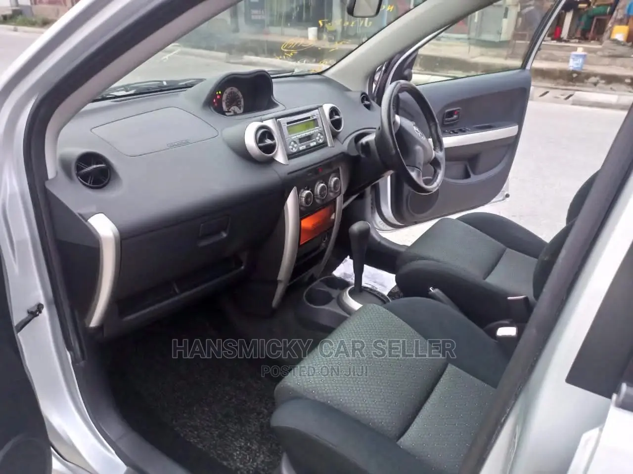 Toyota IST 2005 Silver