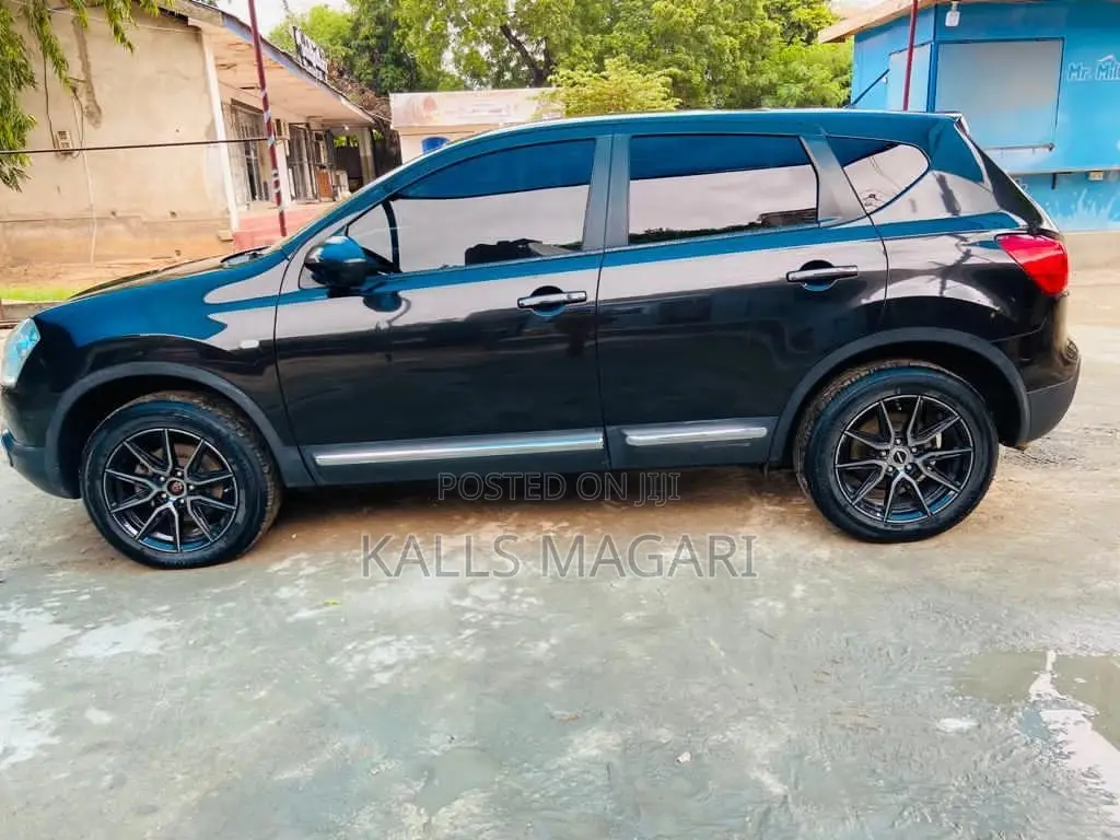 Nissan Dualis 2008 Black